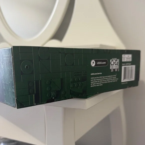 Brand New Lego Orchid Set - Picture 3 of 5